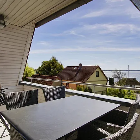 Hafenhaeuser 06 * Breege