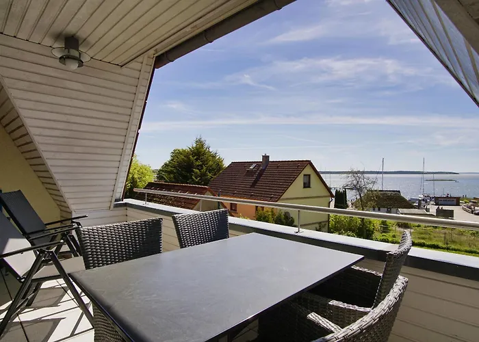 Hafenhaeuser 06 * Breege